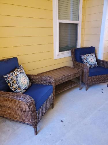 Dock Holiday Townhouse - image 3