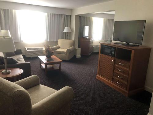 King Suite with Sofa Bed