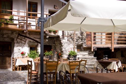 Krogs/atpūtas telpa, Contrada Beltramelli in Villa di Tirano