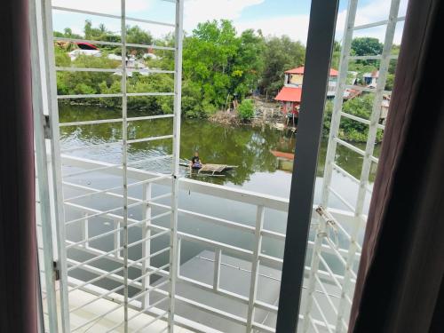 Balcony/terrace, House for Rent Iloilo Arevalo in Villa Arevalo