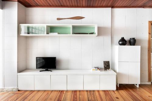  ALTIDO Bohemian studio with terrace by the Santa Apolonia train station in Lissabon