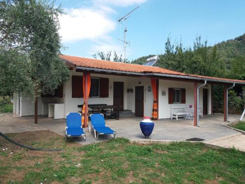  Olive Summer House in Chrisi Ammoudia