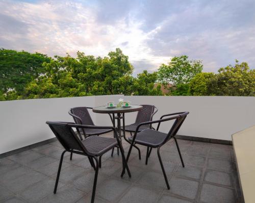 Balcony/terrace, LeGreen Suite Tebet in Tebet