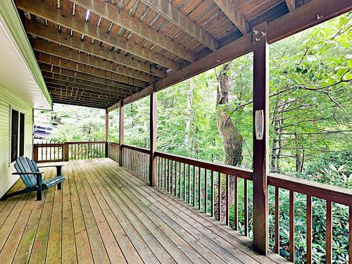New Listing! Spacious Hillside Home – Ada Access Home - image 8