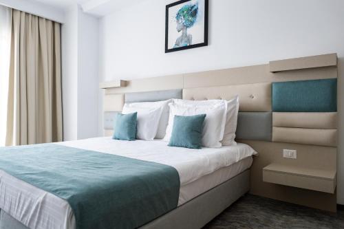 Superior Double Room with Free Access to Private Beach