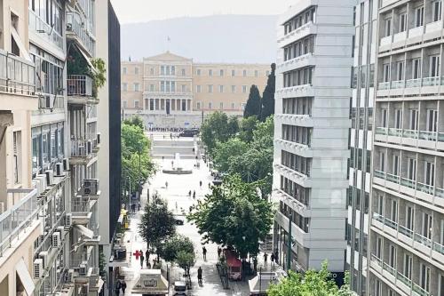  CosmosDome. Best view in the heart of Athens!, Pension in Athen