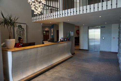 Előcsarnok, Chapmans Peak Beach Hotel near Cape Point Vineyards Tasting Room