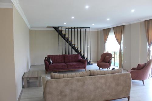  Berat House in Trabzon