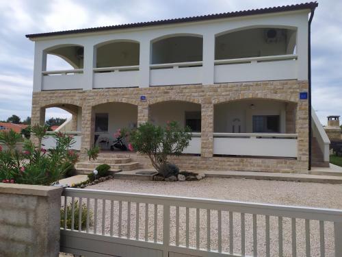  Apartmani Vjeko in Vir