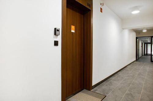 Apartment image 3