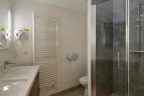 Logis Hôtel des Châteaux Rest. la Rose des Vents