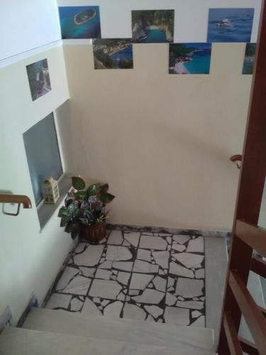 To Giouli