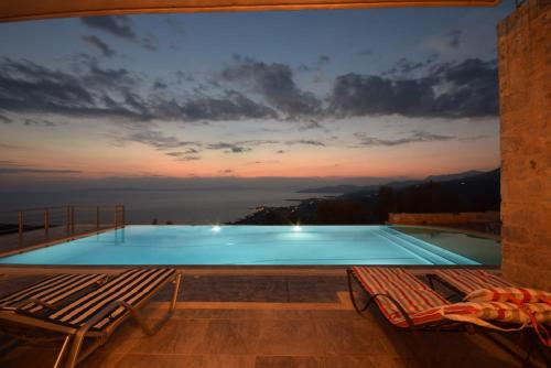  Villas Mani in Plátsa