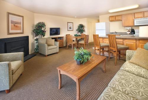 WorldMark Surfside Inn