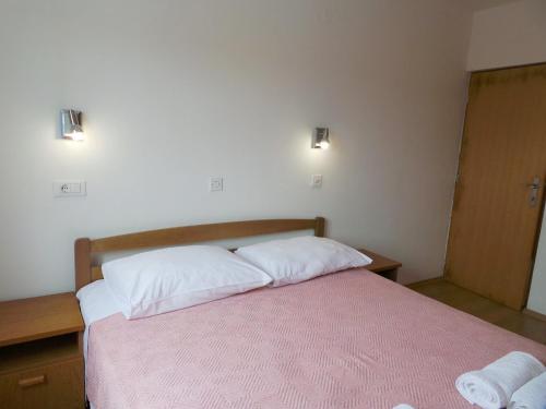  Apartment Ljubac 1 in Ljubač