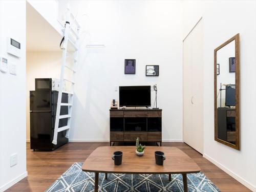 Apartment - No Cleaning for Consecutive Night Stays image 5