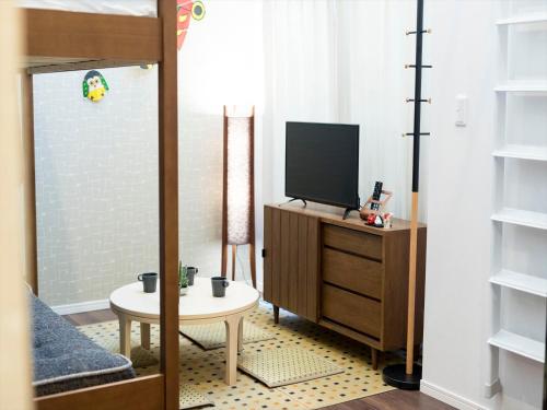 Apartment - No Cleaning for Consecutive Night Stays image 9