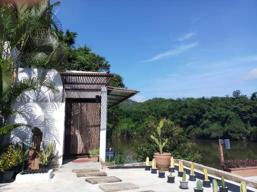 Chasorn Riverside Resort Room Type - Deluxe Room with River View