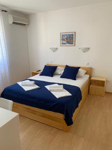  Kos Apartments in Bol