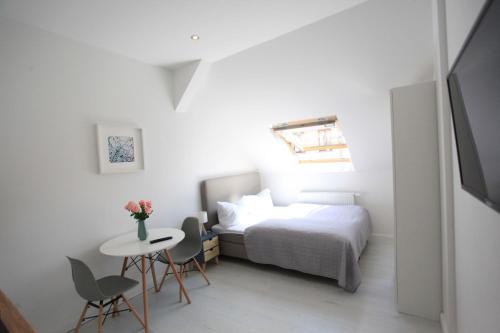 Zollikof Aparts - Sauna & Studioapartments - image 4