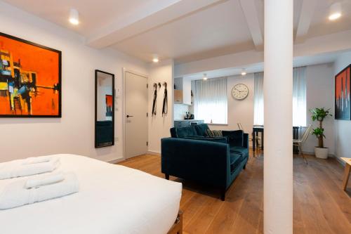 Crashpads Shoreditch the Club Row Collection - image 11