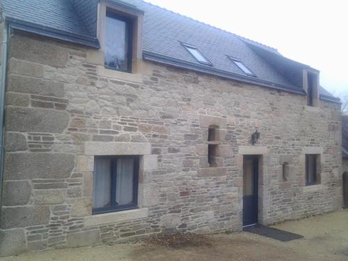 Domaine le Puits de Jeanne- Restaurant - Chambres d'hôtes - Côte de Granit Rose Baie de Morlaix