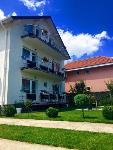 Vila Mosel In 2 Mai Romania 70 Reviews Price From 35 Planet Of Hotels