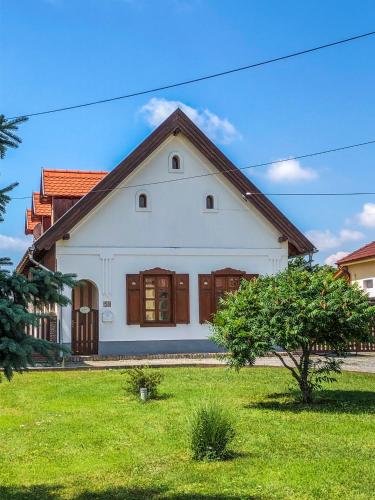 Tulipános vendégház - Apartment - Fertőszentmiklós