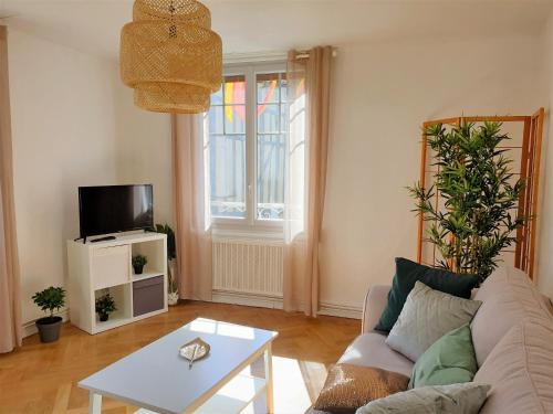 Au 36, Les Apparts Hotel Joigny Room Type - One-Bedroom Apartment