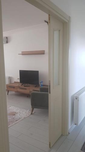  Trabzon 3-Bed Room Apartment Near the Sea in Trabzon