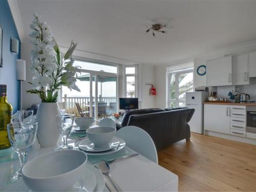 Apartment Bay View by Interhome