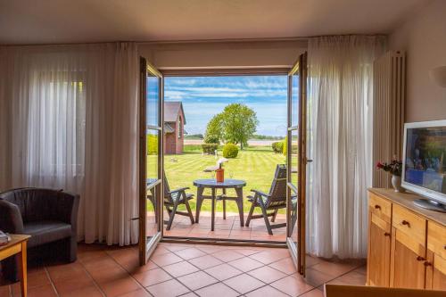 Ferienwohnung am Krienker See mit Terrasse in Dewichow, Deutschland