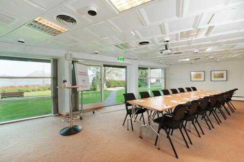 Thon Hotel Sandnes - image 12