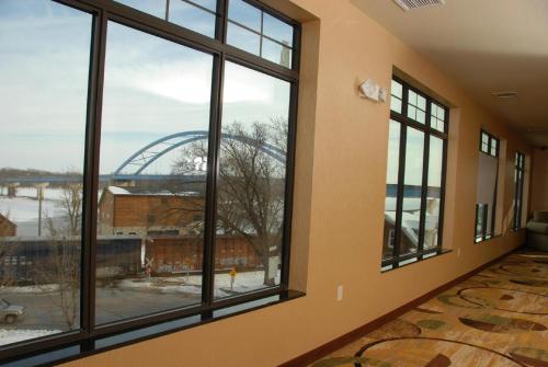 Cobblestone Inn & Suites - Marquette - image 32