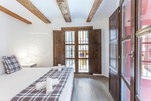 ApartUP Central Market II - image 12