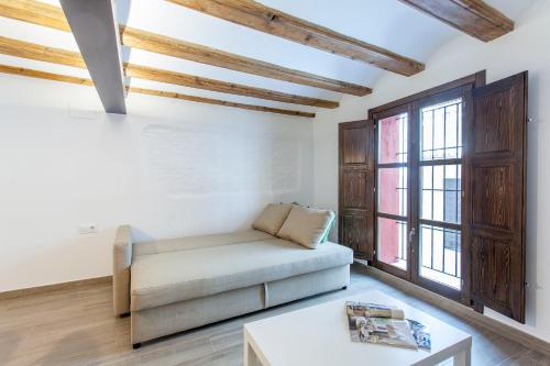 ApartUP Central Market II - image 3