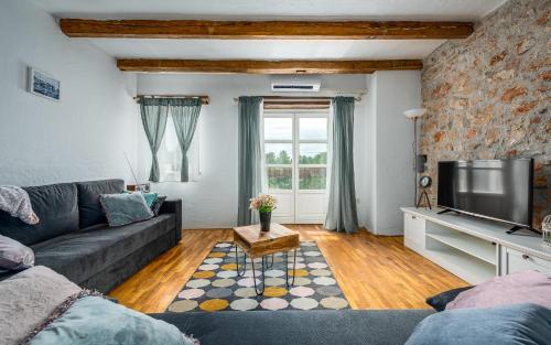  CASA KARLOTA in Katun