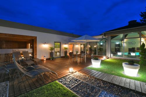 บริการและสิ่งอำนวยความสะดวก, Landhotel Schnuck in ชเนเฟอร์ดินเกน