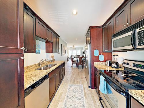New Listing! Updated Retreat: Pool Hot Tub Beach Condo - main image