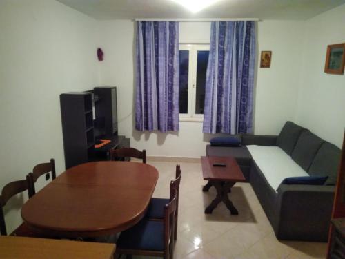  APARTMAN BRANKO APP1 in Marina