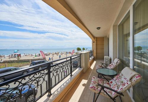Vistas, Penelope Palace Apart Hotel & SPA in Pomorie