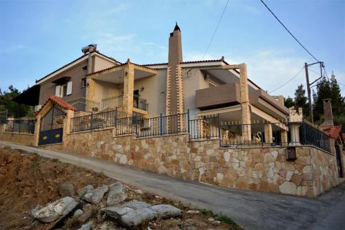  Dream House with Panoramic View in Nafplio in 21100 Nafplio