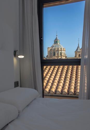 Domus Apartamentos Granada con parking gratuito en pleno centro - image 12