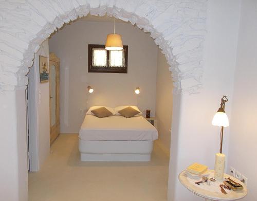  Three Little Roses Country House in Mési