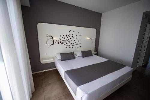 Aether Suites Tropea - image 12