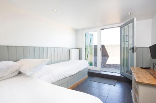 Whitstable Fisherman's Huts Whitstable Fisherman's Huts