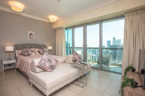 Prime Retreats - Downtown Dubai, Dubai (photo 3)