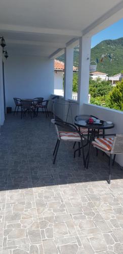 Apartment Djordje Budva-Jaz in Glavati