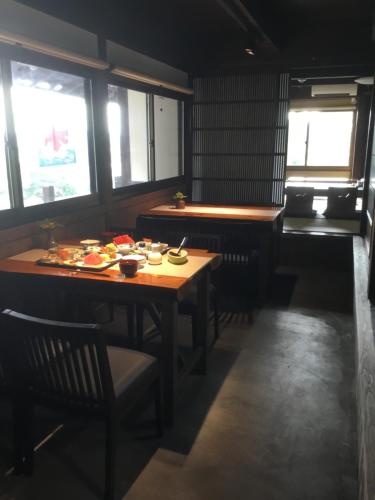 Minshuku Hiroshimaya near Honmyoji Temple