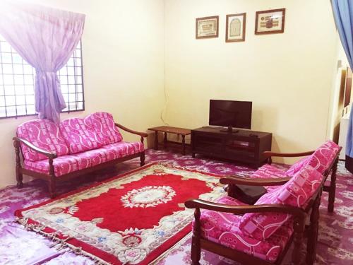 Homestay Bandar Pekan - musleem preferred